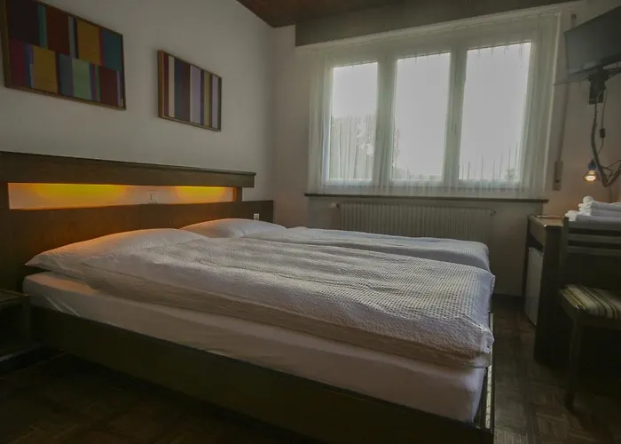 מלון Hotel-restaurant Bergheim Raron